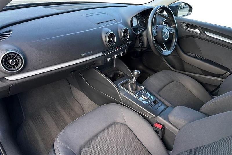 Used Audi A3 Design 110 HP (80 kW) 2017 Cosmos blue Hatchback