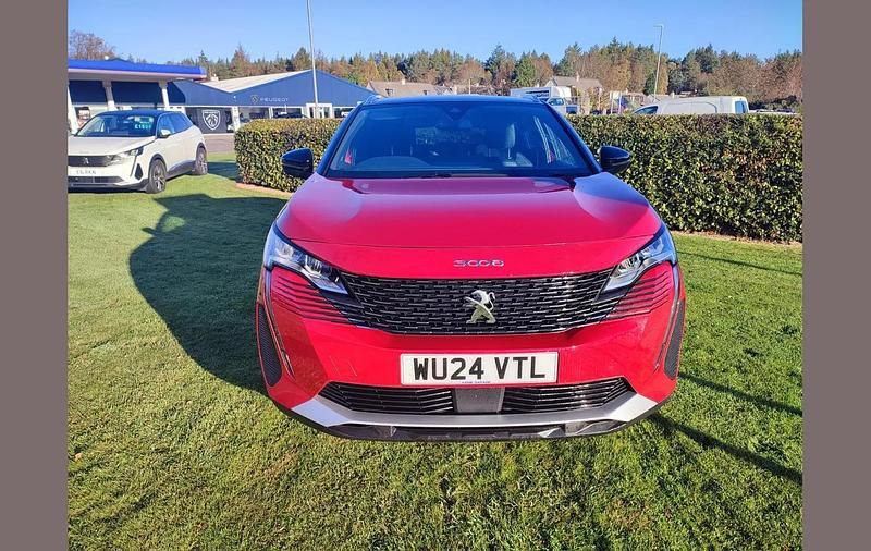 Used Peugeot 3008 Allure 134 HP (98 kW) 2024 Red SUV