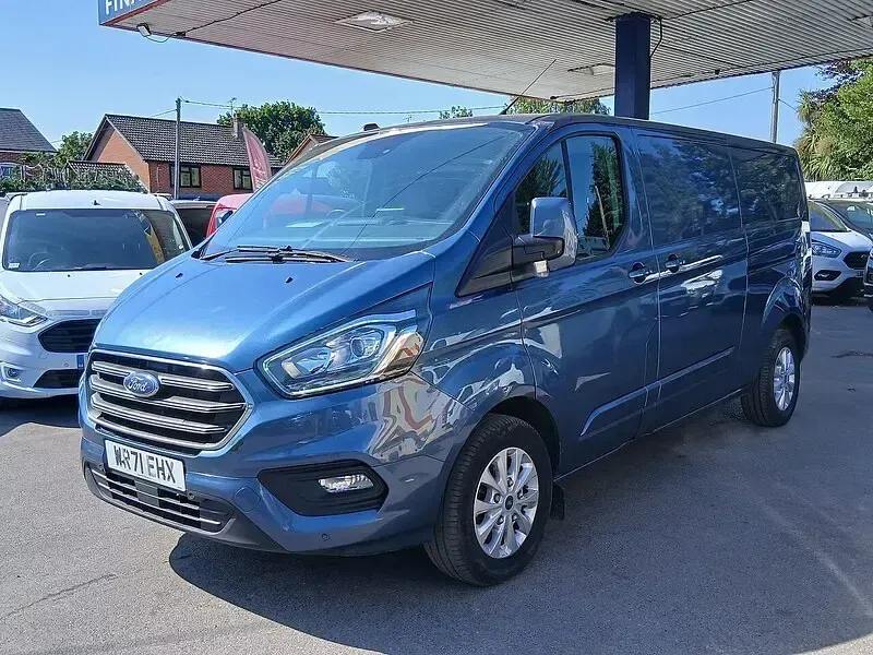 Used Ford Transit Custom Limited 130 HP (95 kW) 2021 Blue Van