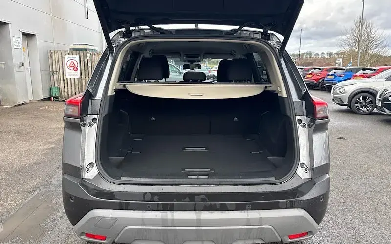 Used Nissan X-Trail N-Connecta 204 HP (150 kW) 2026 Grey SUV