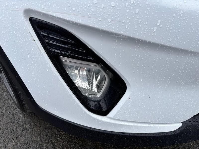 Used Ford Fiesta Active 100 HP (73 kW) 2019 White Hatchback