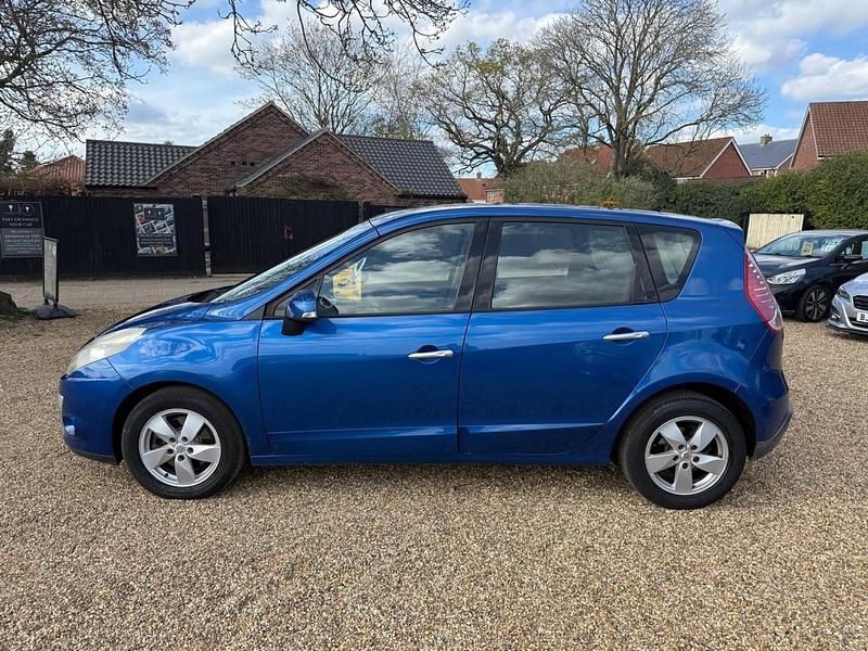Used Renault Scénic III Dynamique 2009 Blue MPV