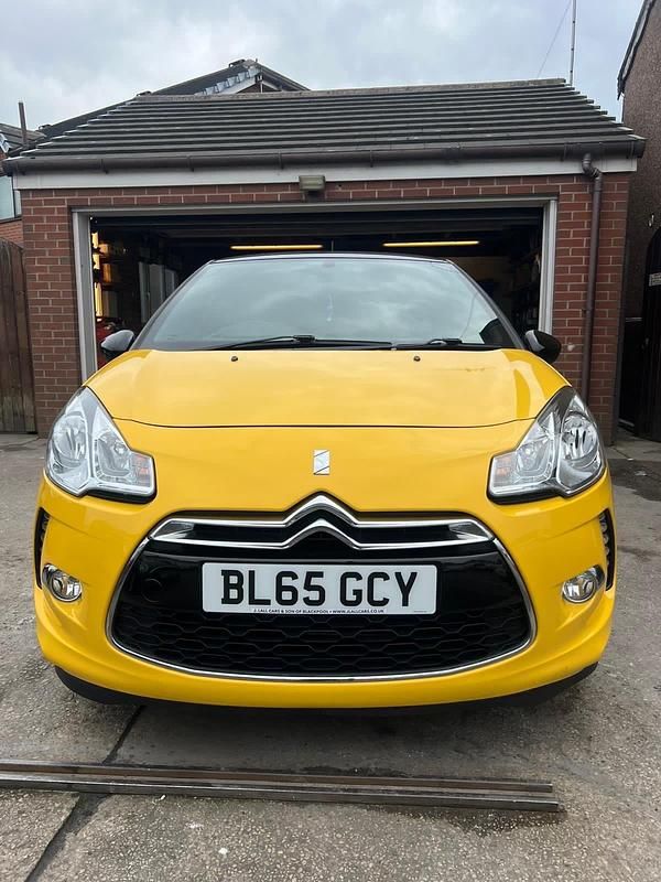 Used DS Automobiles DS3 2015 Yellow Hatchback