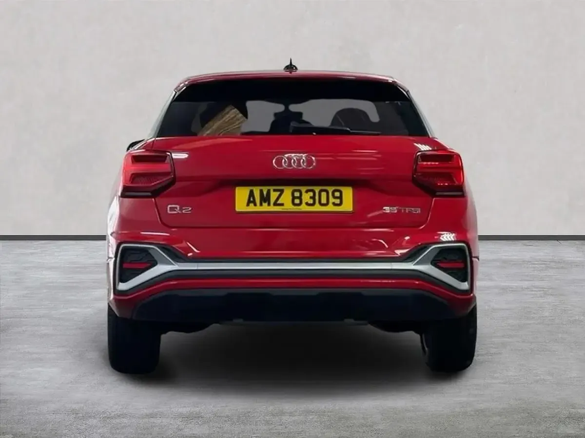 Used Audi Q2 S-Line 150 HP (110 kW) 2023 Red SUV