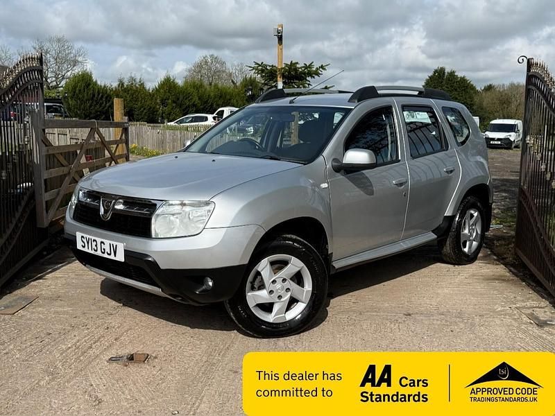 Silver Used 2013 Dacia Duster Lauréate SUV | £3,995 (Fair price) - Image 1/3