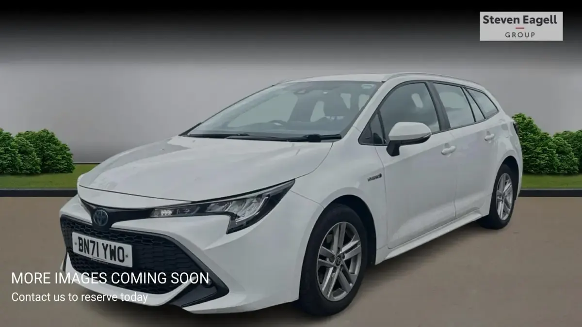 Używany Toyota Corolla 122 KM (89 kW) 2021 Biały Kombi