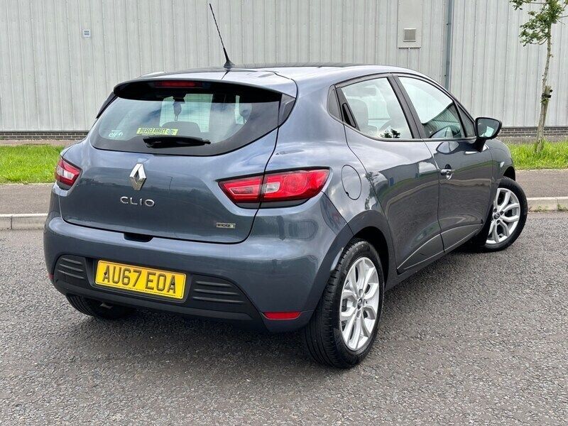 Usado Renault Clio V Play 2023 Cinzento