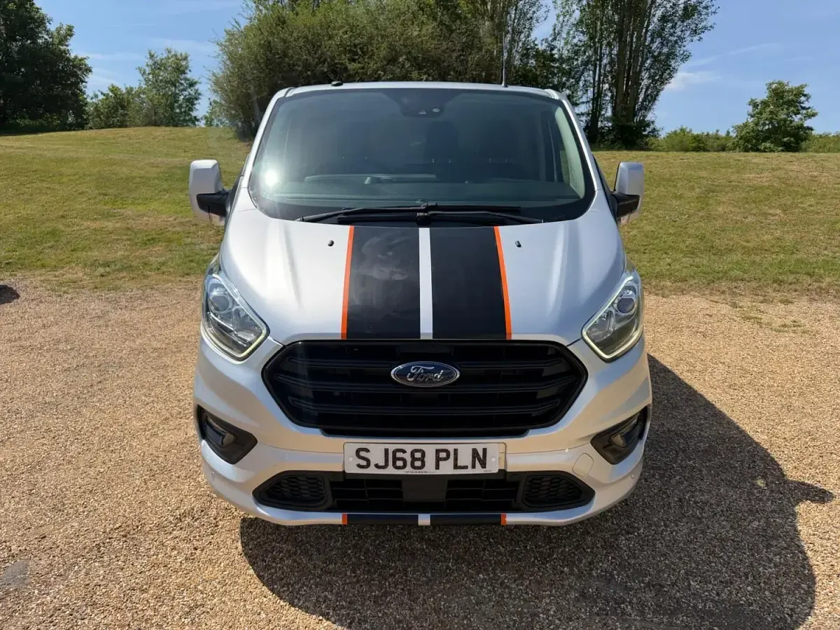 Used Ford Transit Custom Sport 170 HP (125 kW) 2018 Silver Van