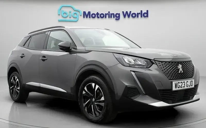 Used Peugeot 2008 Allure+ 131 HP (96 kW) 2023 SUV