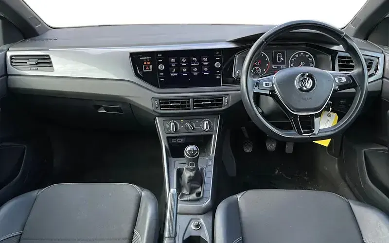 Used VW Polo SE 95 HP (69 kW) 2020 White Hatchback