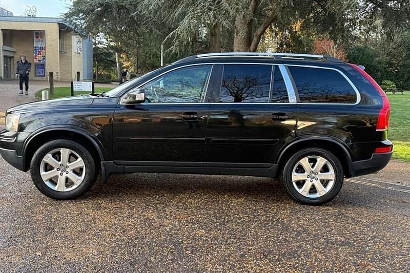 Black Used 2011 Volvo XC90 SE Lux SUV | £4,795 (Good price) - Image 1/1