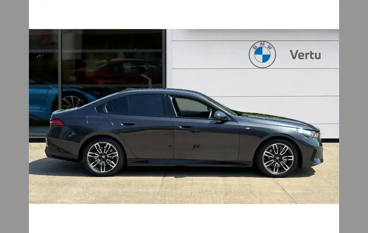 Used BMW 520 M Sport 205 HP (150 kW) 2025 Grey Sedan