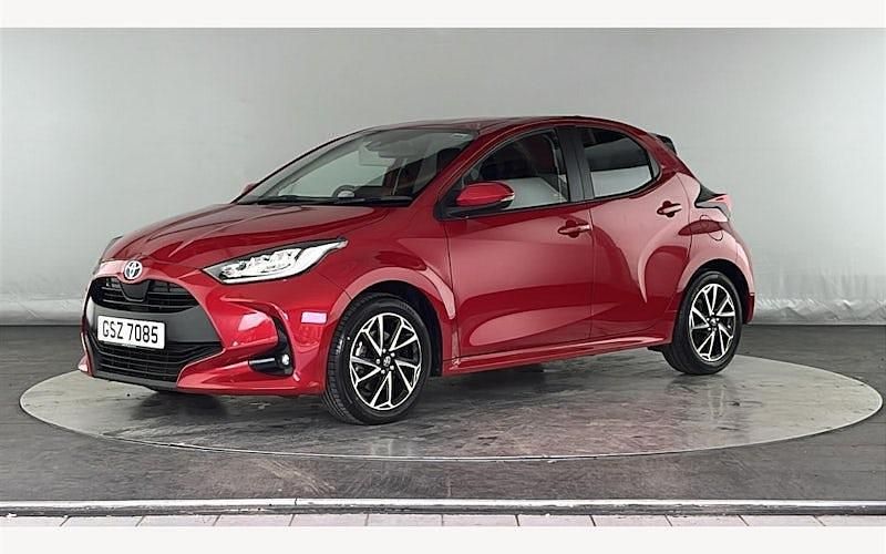 Used Toyota Yaris Hybrid Design 116 HP (85 kW) 2026 Hatchback