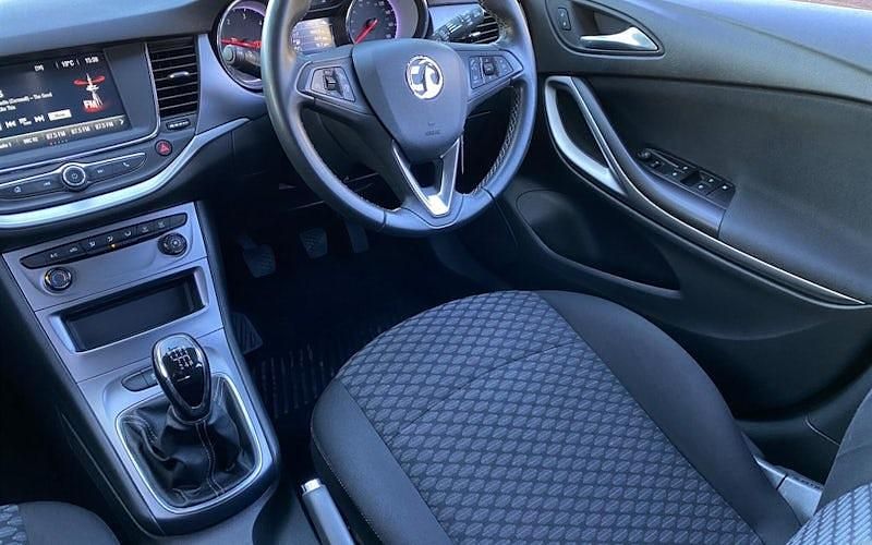 Second-hand Vauxhall Astra S 110 CP (80 kW) 2019 Argintiu Break