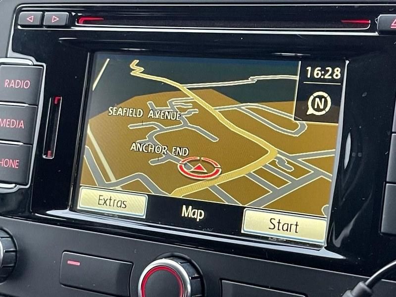 Used VW Amarok Highline 180 HP (132 kW) 2016 White Pickup