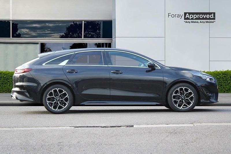 Used Kia ProCeed 160 HP (117 kW) 2023 Black Estate