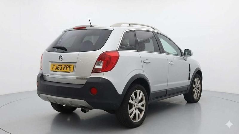 Used Vauxhall Antara 184 HP (135 kW) 2013 Silver SUV
