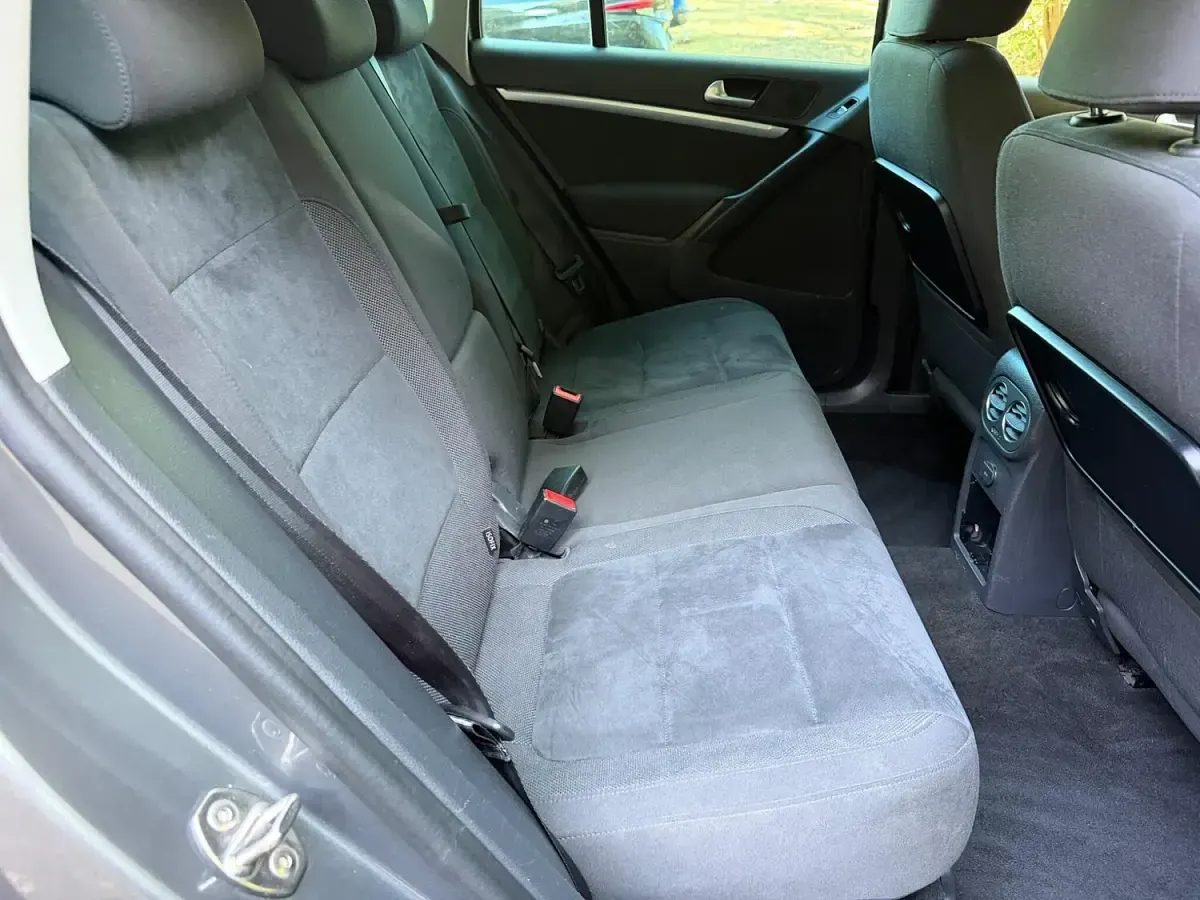 Used VW Tiguan Edition 150 HP (110 kW) 2016 Grey SUV