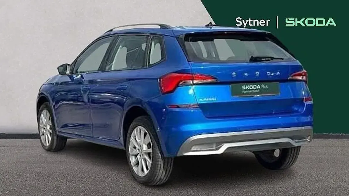 Usado Skoda Kamiq SE Drive 147 HP (108 kW) 2023 Azul SUV