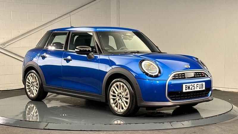 Blue Used 2025 Mini Cooper S Hatch Hatchback | £29,000 (A bit pricey) - Image 1/4