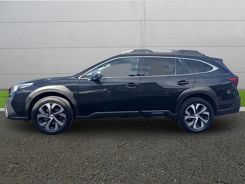Używany Subaru Outback 2023 Czarny Kombi