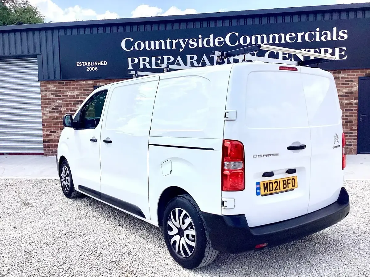 Used Citroën Dispatch 100 HP (73 kW) 2021 White MPV