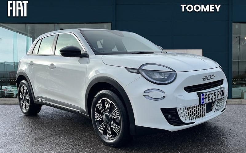 Used Fiat 600 101 HP (74 kW) 2025 Hatchback