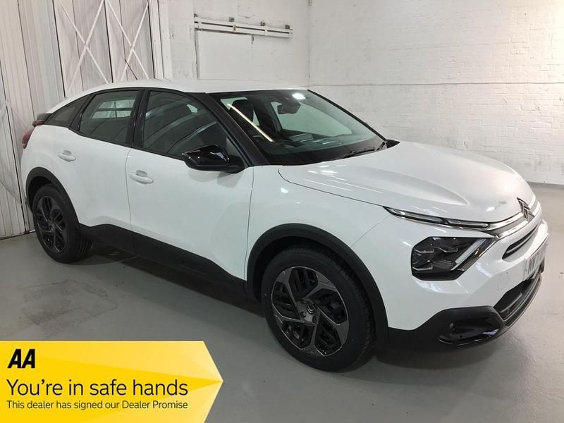 White Used 2021 Citroën C4 PureTech Hatchback | £12,500 (Good price) - Image 1/4