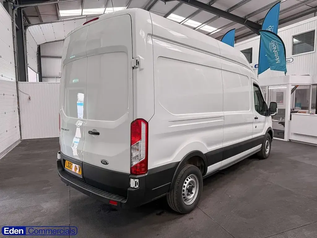 Used Ford Transit S 130 HP (95 kW) 2023 White Van