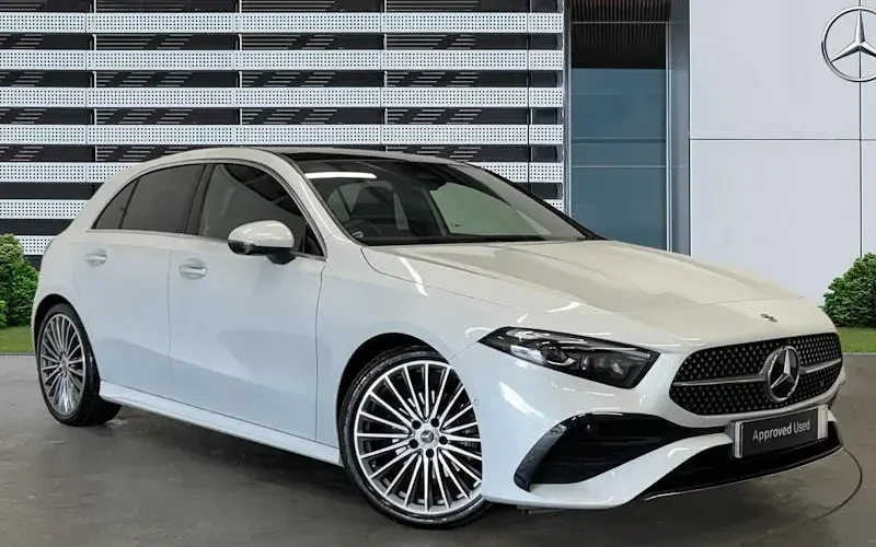Used Mercedes A180 AMG Line Premium Plus 136 HP (100 kW) 2026 Hatchback