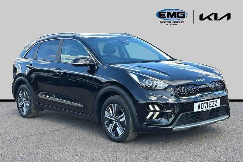 Black Used 2021 Kia Niro 3 SUV | £19,195 (Fair price) - Image 1/3