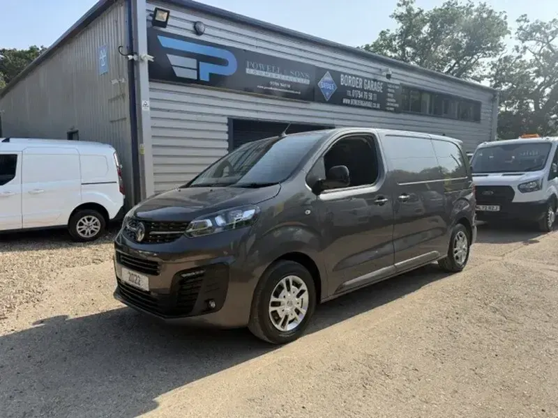 Used Vauxhall Vivaro Sportive 120 HP (88 kW) 2022 Grey MPV