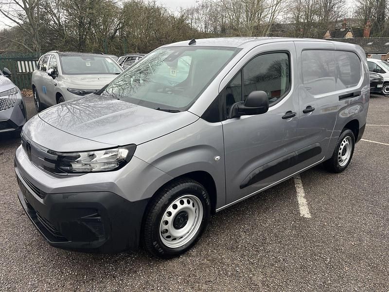 New Peugeot Partner S 102 HP (75 kW) 2026 Cumulus grey MPV