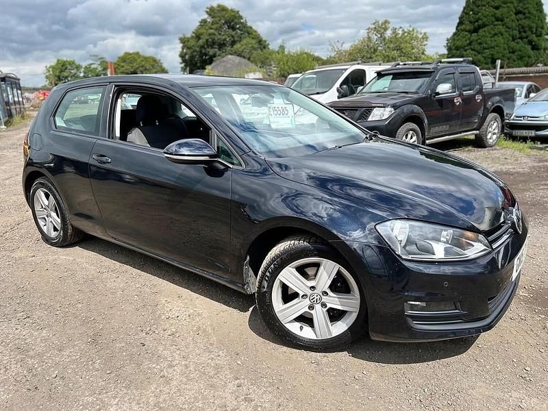 Used VW Golf VII Match 125 HP (91 kW) 2015 Black Hatchback