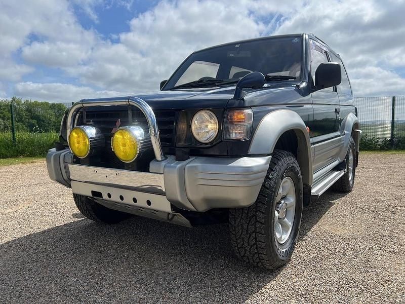 Used Mitsubishi Pajero 1995 Blue SUV
