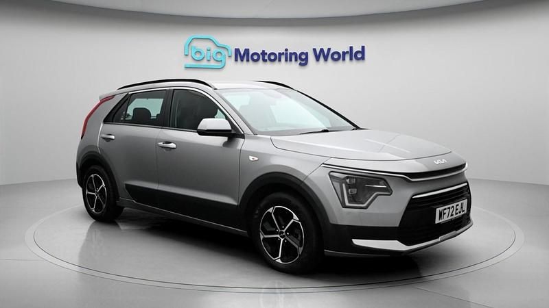 Used Kia Niro 141 HP (103 kW) 2022 Grey SUV