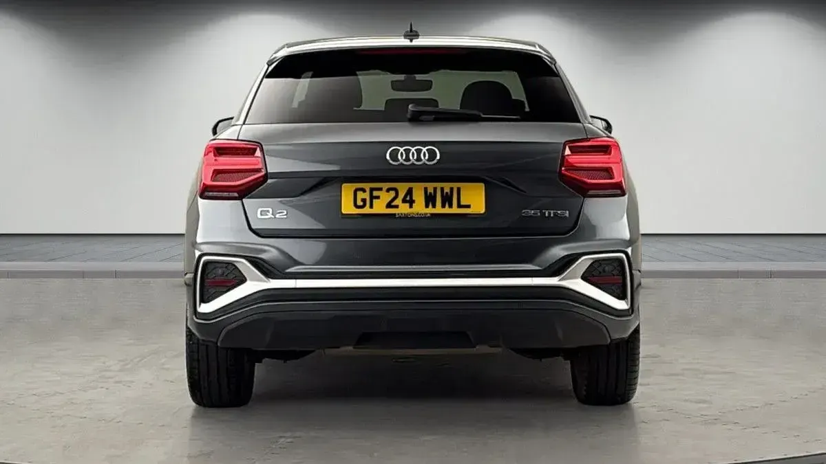 Used Audi Q2 S-Line 150 HP (110 kW) 2024 Daytona gray pearl effect/daytona gray pearl effec SUV