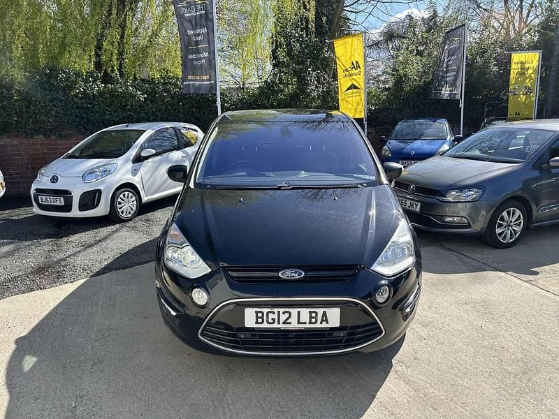 Used Ford S-MAX Titanium 163 HP (119 kW) 2012 Black MPV
