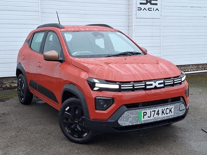 Red Used 2024 Dacia Spring Extreme Hatchback | £11,498 (Fair price) - Image 1/4