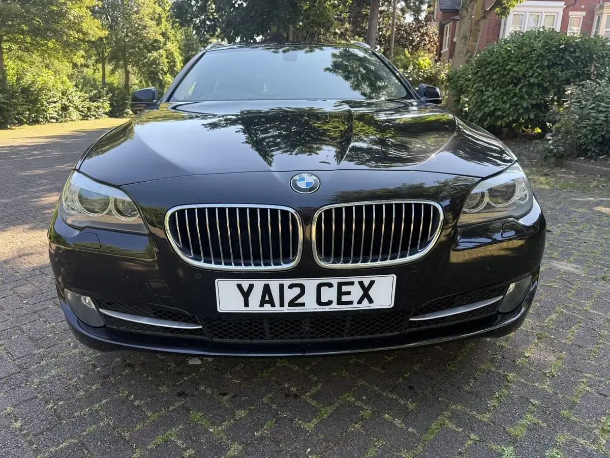 Used BMW 520 2012 Black Estate