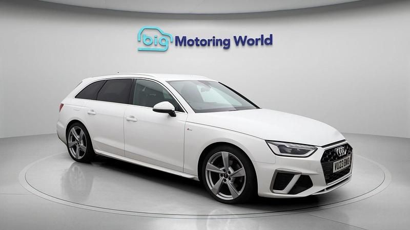 Used Audi A4 S-Line 150 HP (110 kW) 2023 White Estate