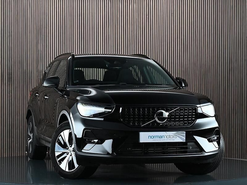 Black Used 2022 Volvo XC40 Plus SUV | £23,995 (Fair price) - Image 1/3