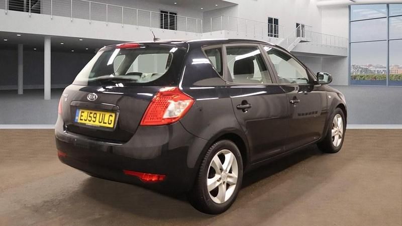 Used Kia Ceed 2009 Black Hatchback