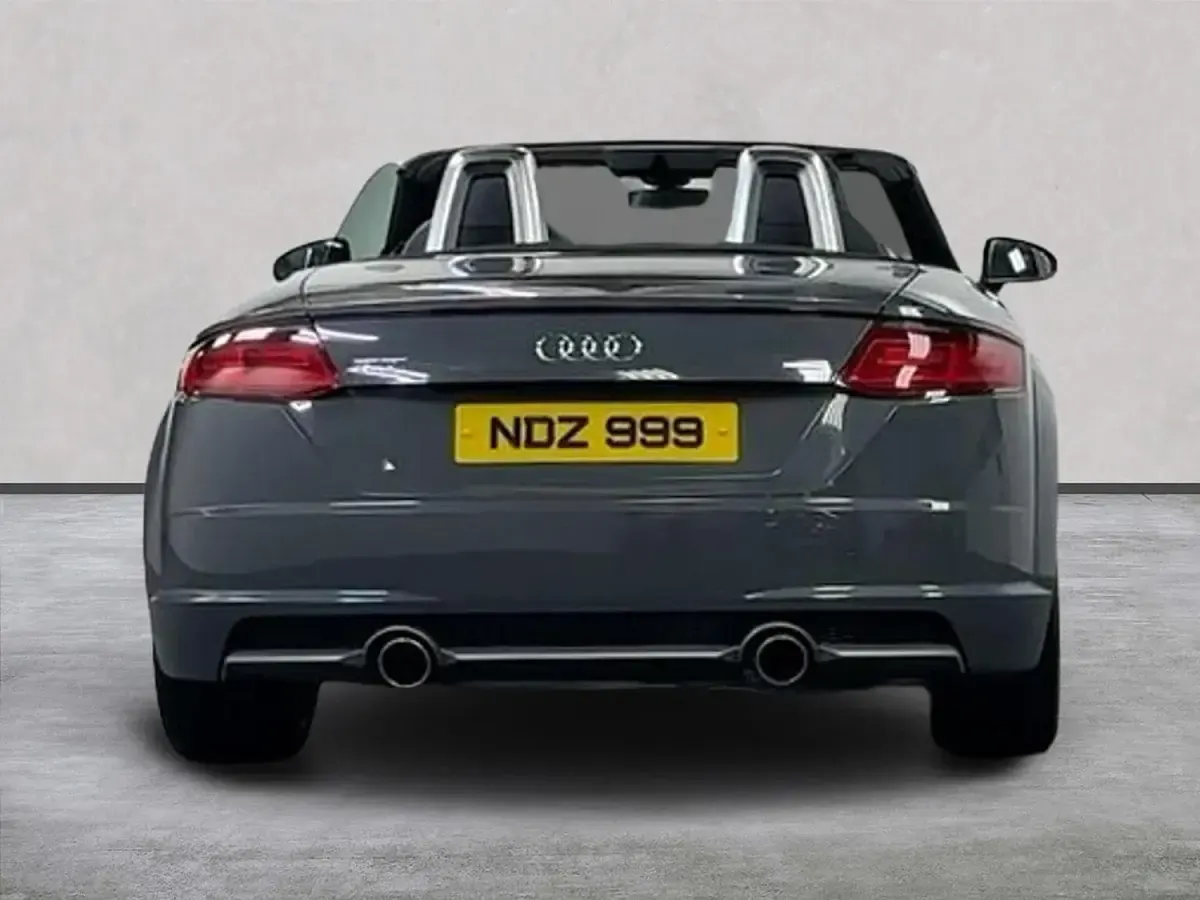 Begagnad Audi TT Roadster S-Line 184 HK (135 kW) 2015 Grå Cab