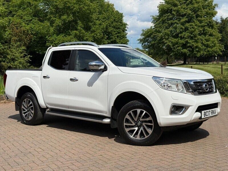 White Used 2017 Nissan Navara S Pickup | £15,000 (Fair price) - Image 1/3