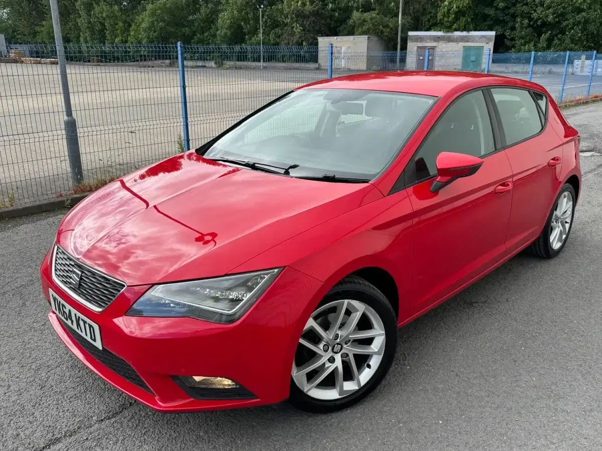 Used Seat Leon SE 110 HP (80 kW) 2014 Red Hatchback