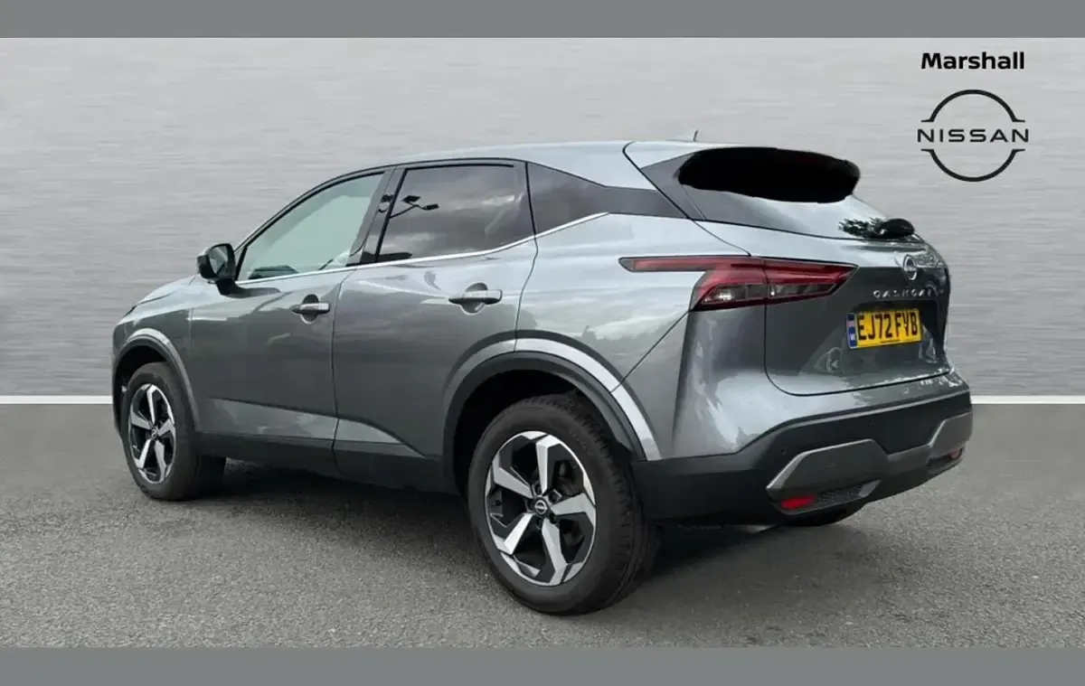Used Nissan Qashqai N-Connecta 138 HP (101 kW) 2022 Grey SUV