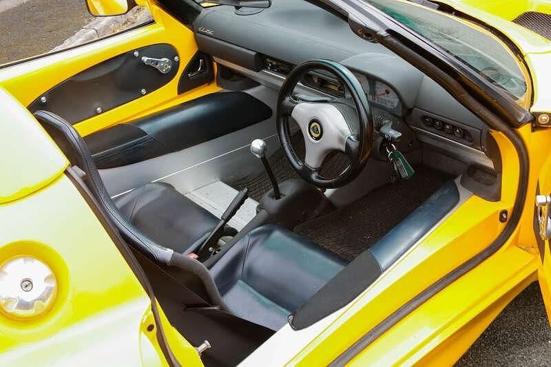 Used Lotus Elise 1998 Yellow Cabriolet