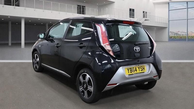 Used Toyota Aygo X-clusiv 2015 Black Hatchback