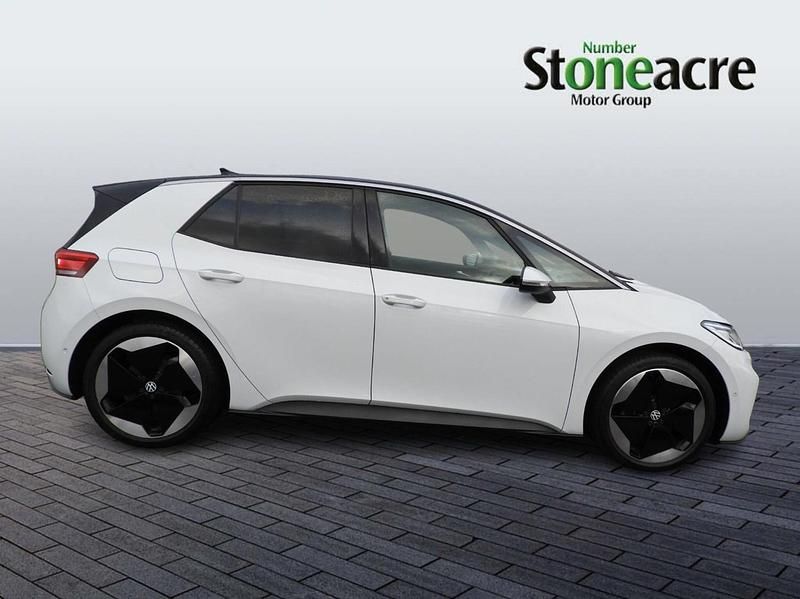 Used VW ID.3 Pro 150 kW (204 HP) 2024 White Hatchback
